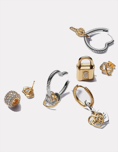 CHARM COLGANTE PANDORA DOBLE GRABABLE MAMA CON UN DIAMANTE SINTÉTICO 763237C01