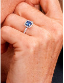 ANILLO PANADORA HALO AZUL CUADRADO BRILLANTE 193555C01