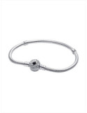 PULSERA PANDORA MOMENTS CADENA DE SERPIENTE CON CIERRE ESTRELLA POLAR 593584C02
